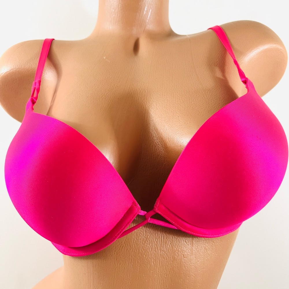 36B Victoria’s Secret Miraculous Plunge Bombshell Push Up Bra - Picture 2 of 11